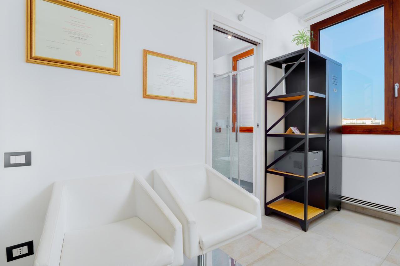Window On The Sea Apartment Olbia Exterior photo